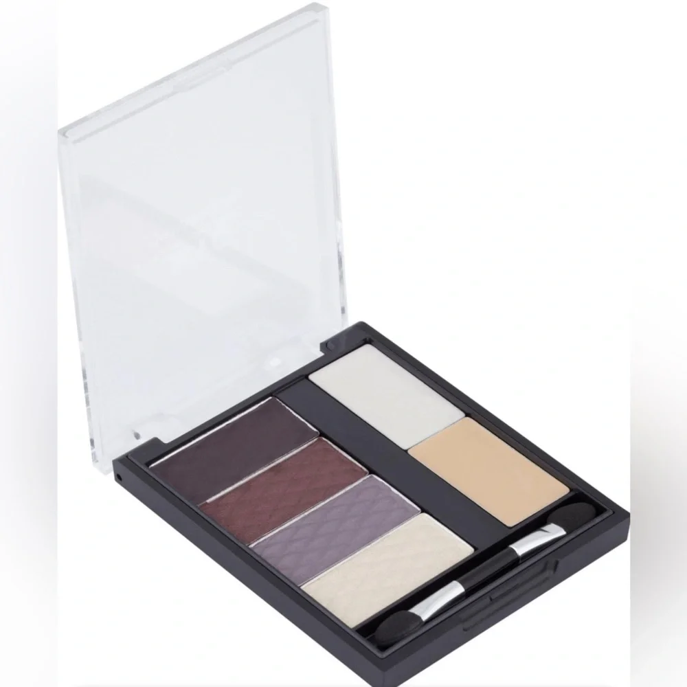 New York Color Individualeyes Custom Compact, Smokey Greens 1.08 Ounce - Smokin’